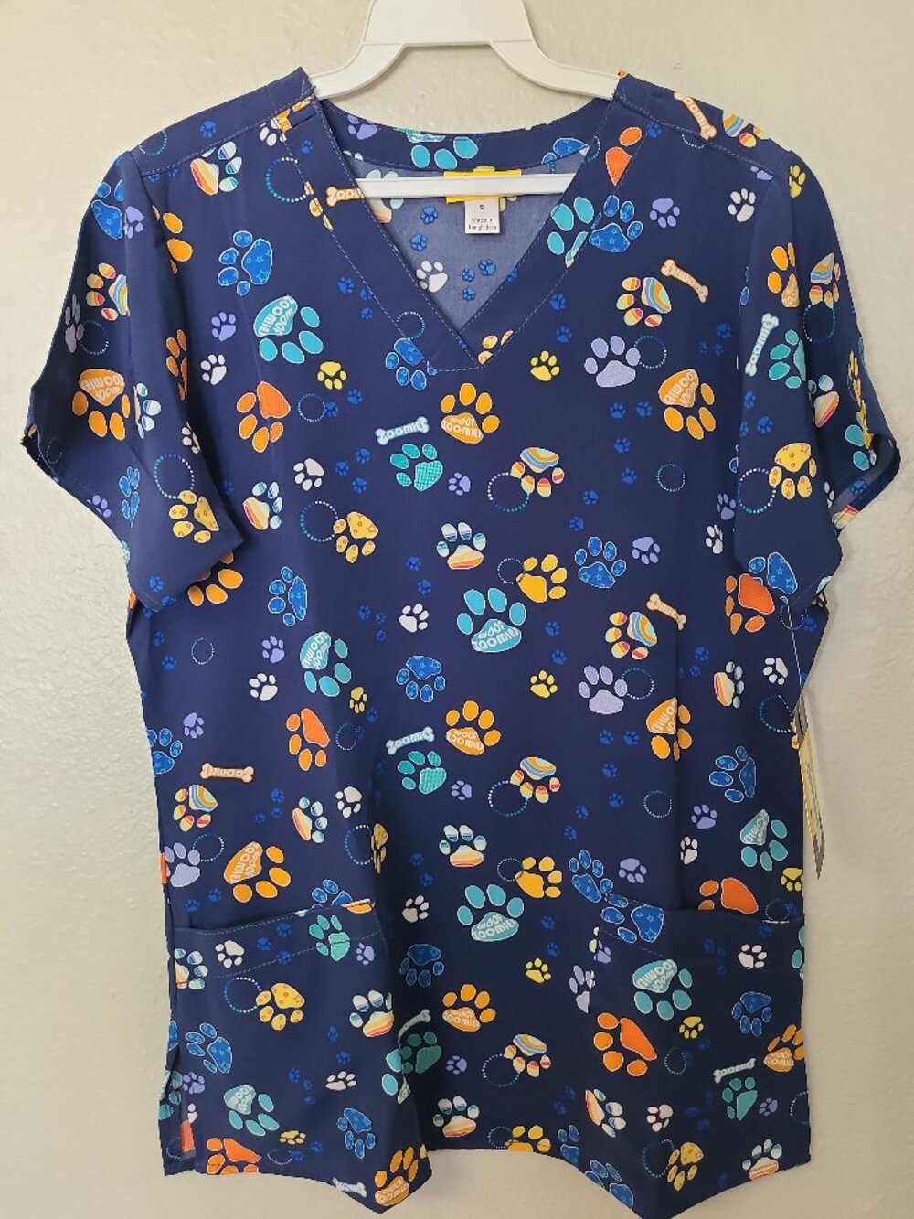 Fashion Prints Women's Stretch Poly V-Neck Print